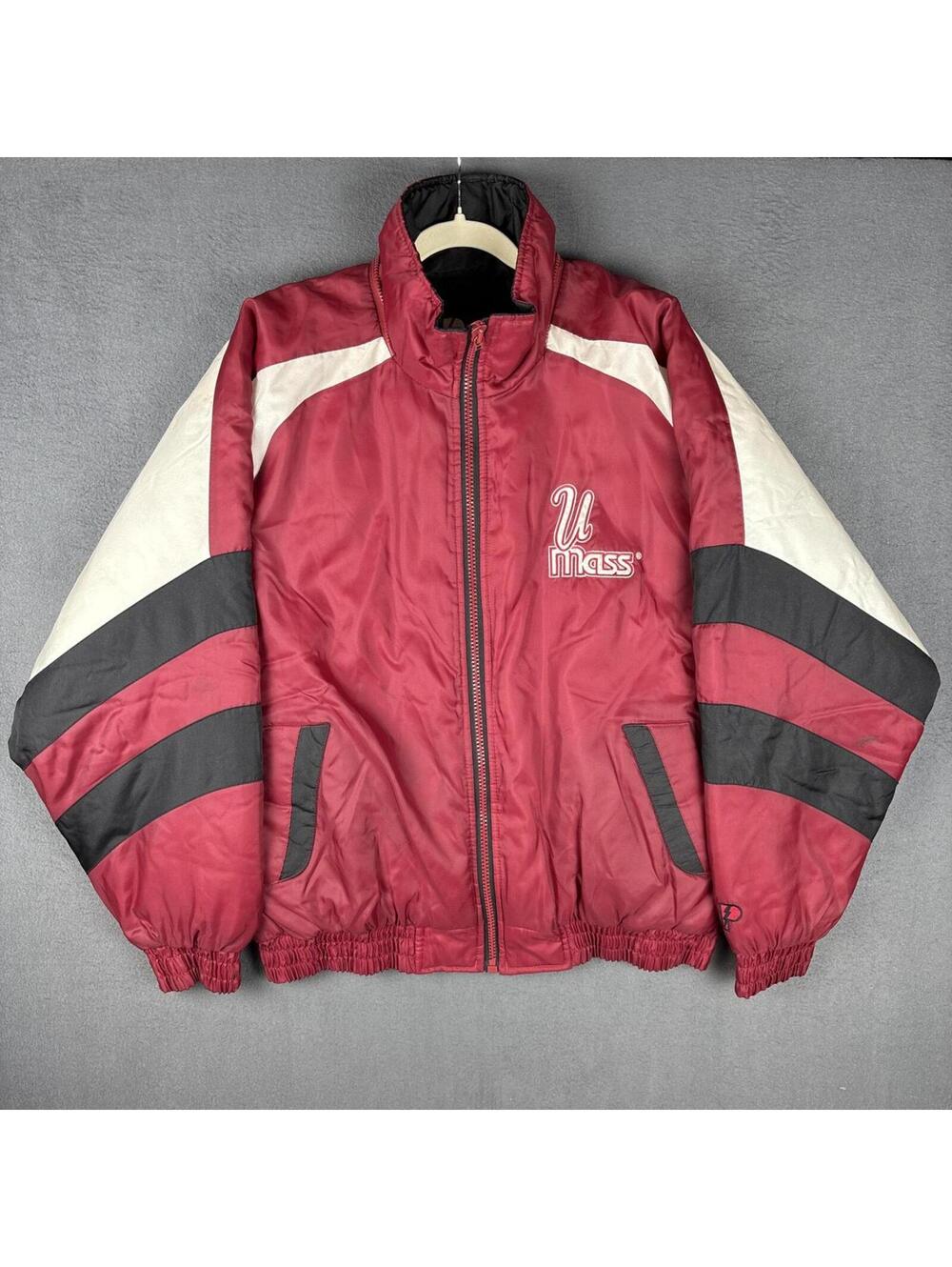 Vintage 90s Pro Player UMass Minutemen Puffer Pullover Jacket XL NCAA